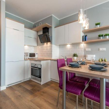 P&O Apartments Expo XXI - At 12B Ordona Street Варшава Екстериор снимка
